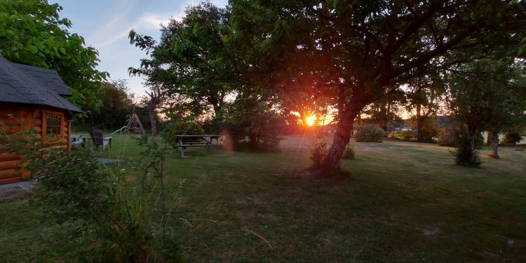 Coucher de soleil-kota finlandais-jardin-zénitude